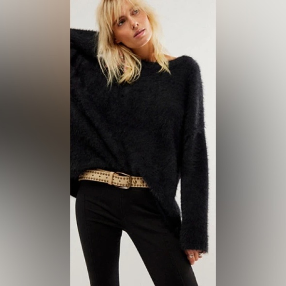 Free People Harrison Bunny Crew Sweater Small